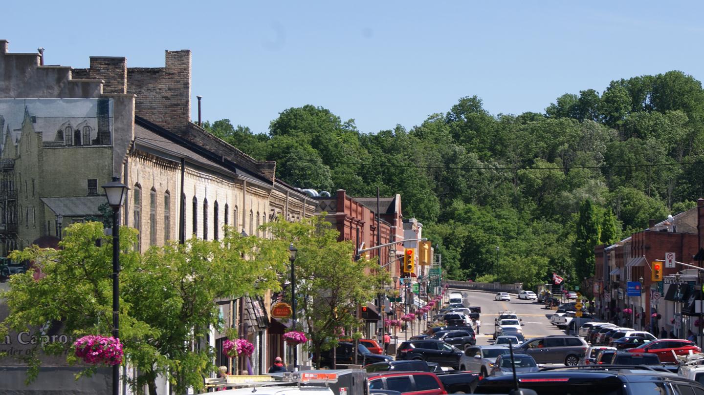 Image of Paris Ontario with quite a few cars 