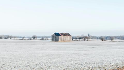 A barn in Winter in Caledonia, ON courtesy of Kevin Kleber from Pexels