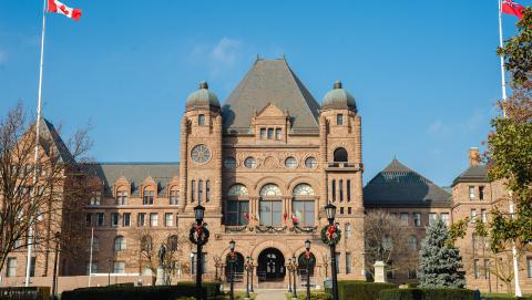 Image of Queen's Park by Jermaine W from Pixabay 